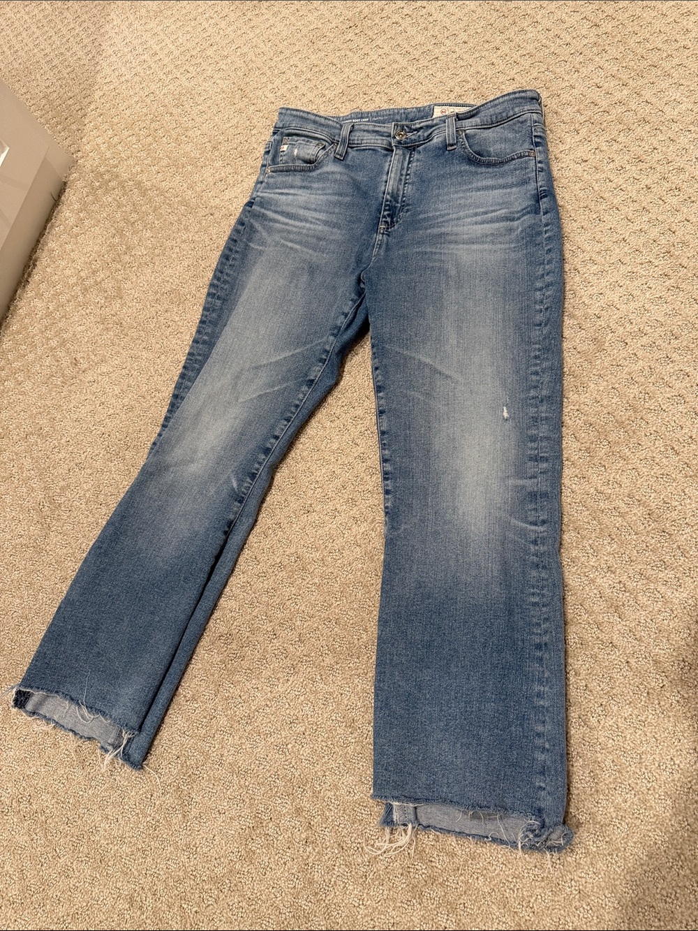 Medium Blue Straight Crop Jeans with Frayed Hem